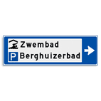 Verwijsbord KOKER Blauw/wit/zwart - pijl rechts, 2 regelig met 2 pictogrammen - Klasse 3 reflecterend