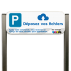 Panneau d'information sur le parking - Poteaux en aluminium brossé + design personnalisé