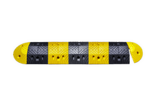 Ralentisseur en caoutchouc 5-10km/h – 70mm hauteur – jaune/noir