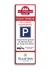 Toegangsbord 520x1520mm in huisstijl voor bedrijven