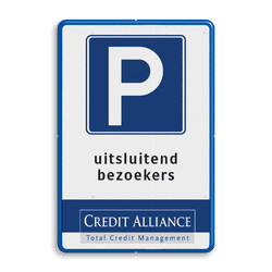 Rechthoekig parkeerbord in huisstijl bedrijf voor bezoekers