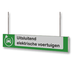 Verwijsbord voor plafond 80x15cm elektrische voertuigen groen met wit