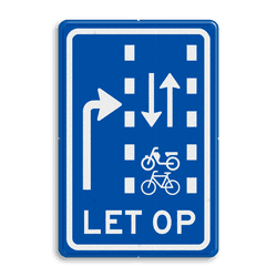 Verkeersbord RVV VR09-04 - Let op: recht doorgaande fietsers en bromfietsers in twee richtingen