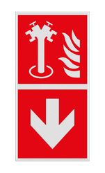 Brand bord met pictogram Ondergrondse brandkraan en pijl