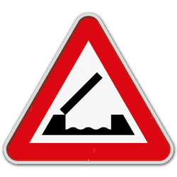 Panneau de signalisation A9
