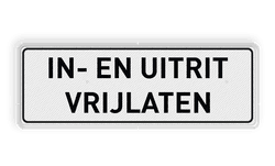 Bord in- en uitrit vrijlaten - reflecterend