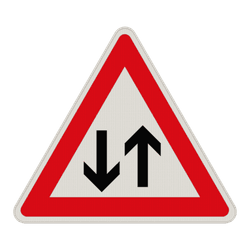 Verkehrszeichen 125 - Gegenverkehr