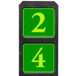 Poteau de num&eacute;ro de maison &agrave; deux plaques vertes fluo r&eacute;fl&eacute;chissantes