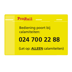 Waarschuwingsbord ProRail - Bediening poort bij calamiteit - 300x190mm