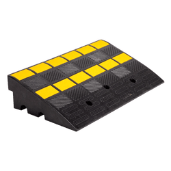 Oprijdrempel rubber 15cm anti-slip zwart/geel reflecterend