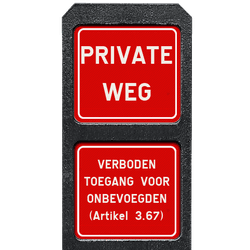 Bermpalen met informatiebordjes