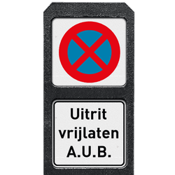 Bermpalen met informatiebordjes