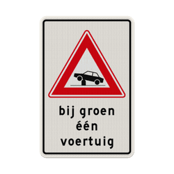 Verkeersbord RVV J39, bij groen een voertuig - reflecterend