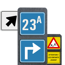 Poteaux d'information
