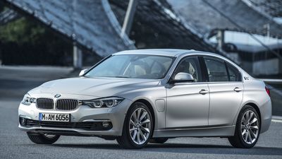 BMW 330e