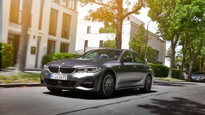 BMW 330e xDrive Sedan