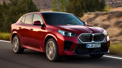 BMW iX2 xDrive30