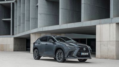 Lexus NX 450h+ 4WD