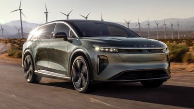 Lucid Gravity Touring