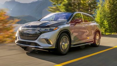 Mercedes EQS SUV Maybach 680