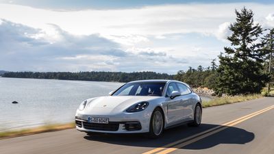 Porsche Panamera Sport Turismo 4 E-Hybrid