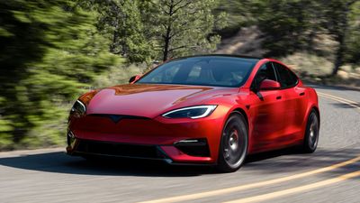Tesla Model S AWD