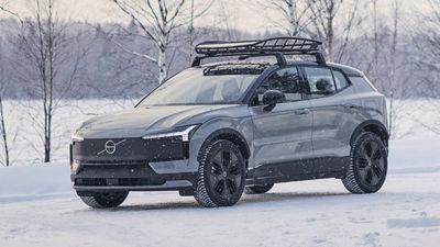 Volvo EX30 Cross Country