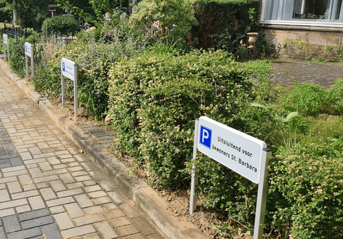 Bekijk alle parkeerplaats bordjes
