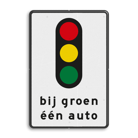 Verkeersbord RVV VR08 bij groen één auto