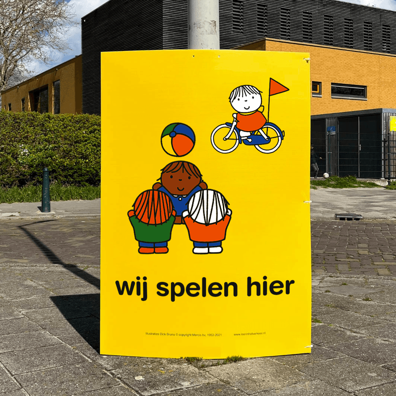 Sandwichbord Dick Bruna wij spelen hier - 60x80cm dubbelzijdig