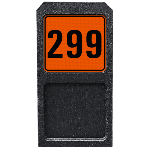 Poteau de numéro de maison avec panneau orange-noir réfléchissant