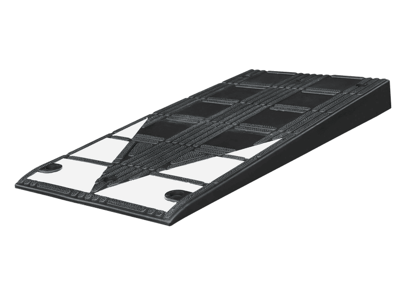 Ralentisseur en caoutchouc grand format noir/blanc – 450 x 1000 x 75 mm