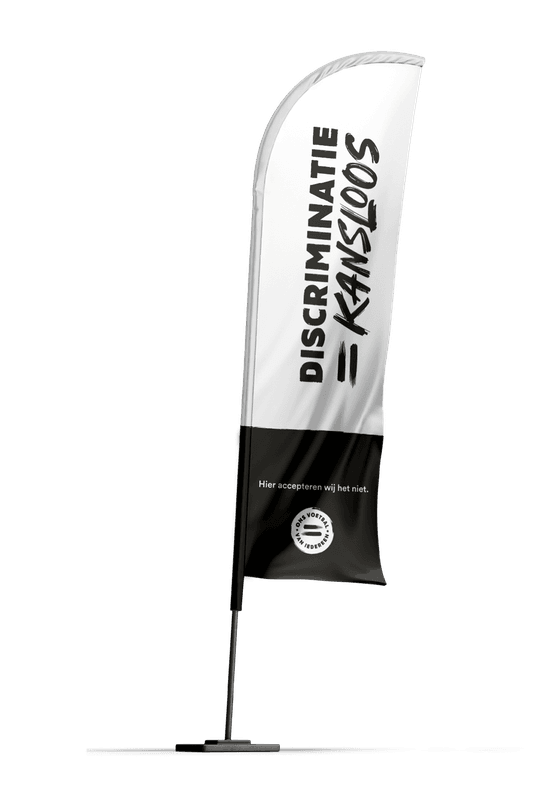 Beachflag 800x2200mm - Discriminatie = Kansloos