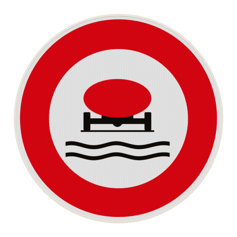 Panneau B18b – Accès interdit à certains véhicules transportant des marchandises susceptibles de polluer les eaux